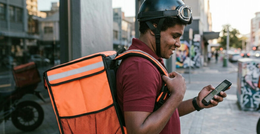 Micropensões e a ampliação da proteção social para trabalhadores de apps