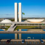 Senado brasileiro debate avanços na redução da jornada de trabalho